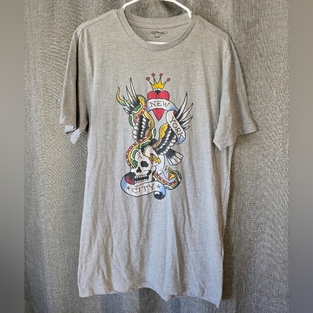 Ed Hardy  Size S/M Men's T-Shirt New York City Print Gray Short Sleeve Skull